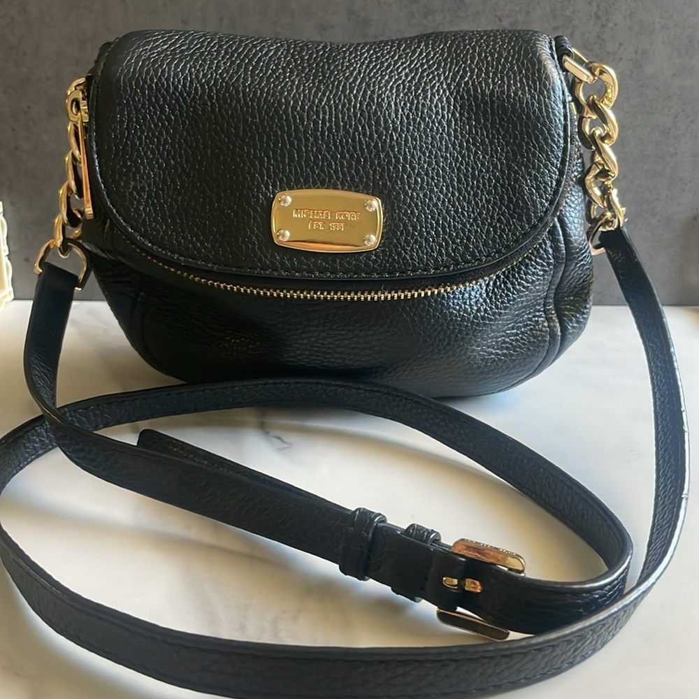 Michael Kors  Bedford Small Flap Crossbody Bag Purse Handbag